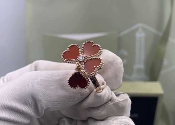 Flor personalizada Ring With Carnelian de Rose Gold Van Cleef And Arpels